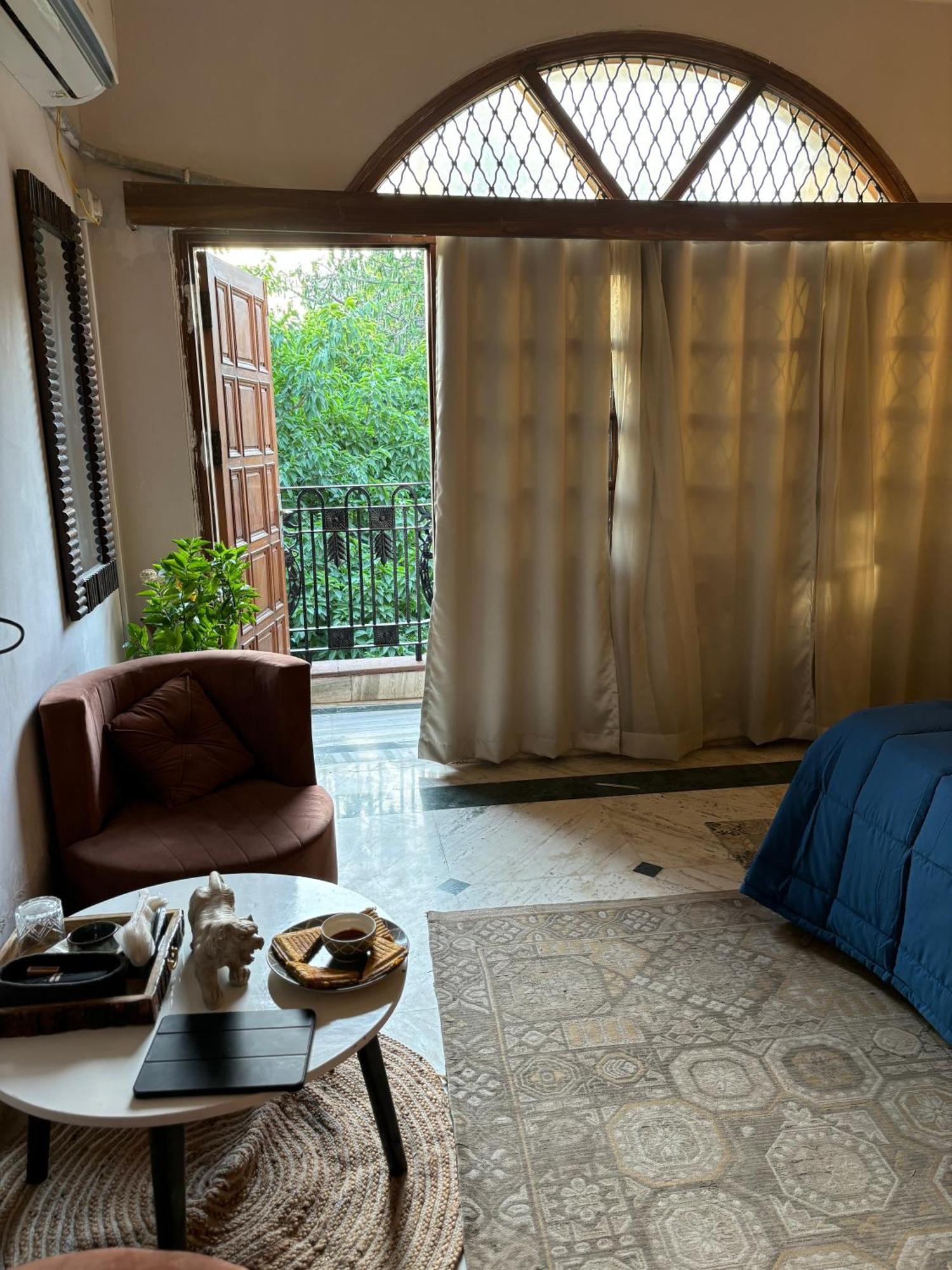 Atharva'S Homestay By Goaround Homes - Nehru Enclave Metro, South Delhi Nova Deli Exterior foto