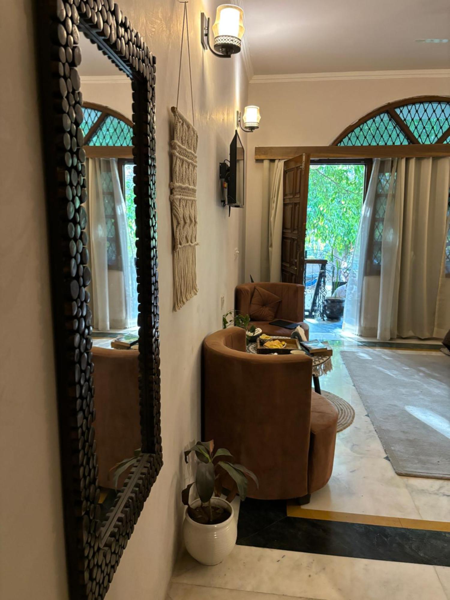 Atharva'S Homestay By Goaround Homes - Nehru Enclave Metro, South Delhi Nova Deli Exterior foto