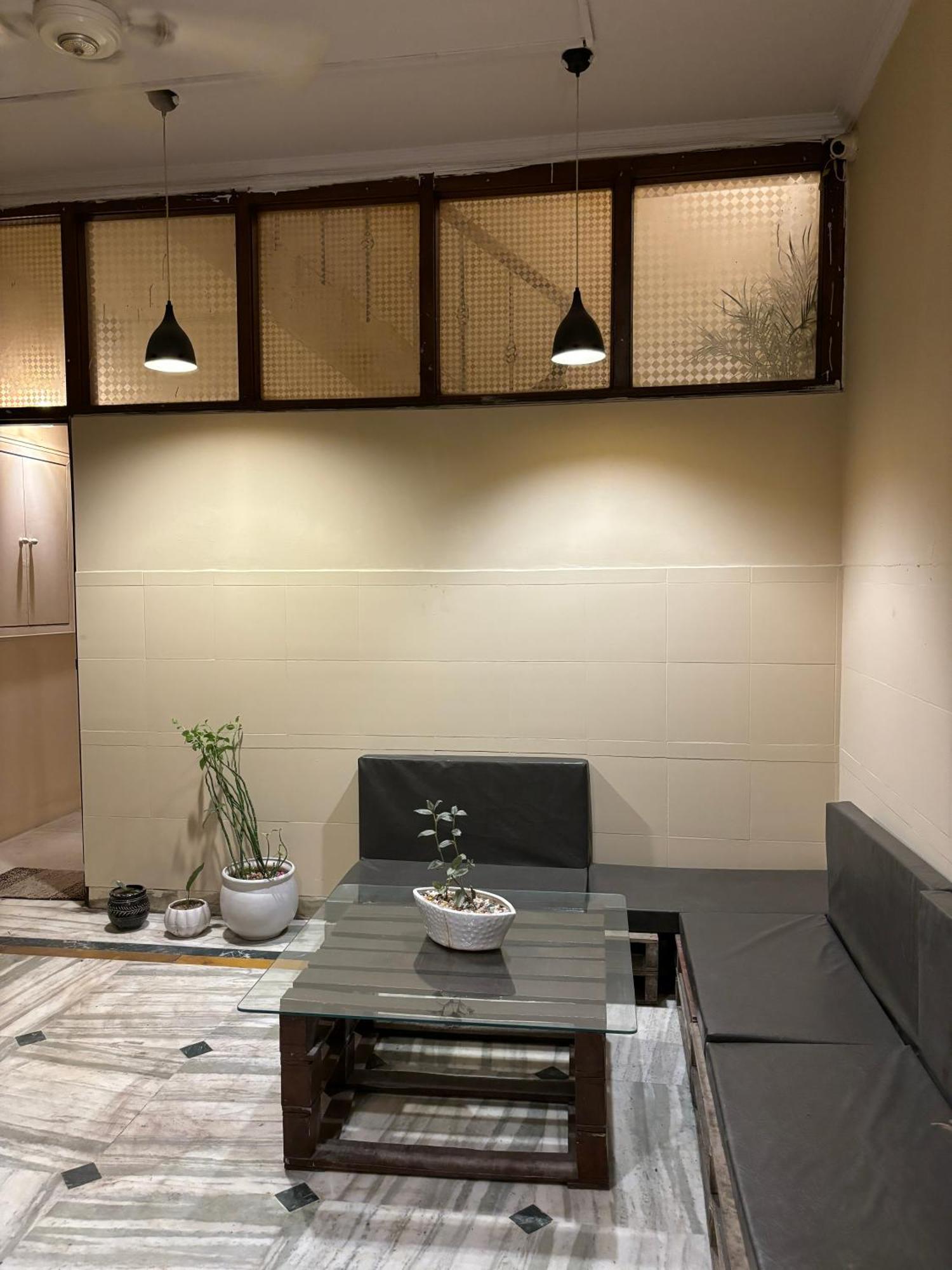 Atharva'S Homestay By Goaround Homes - Nehru Enclave Metro, South Delhi Nova Deli Exterior foto