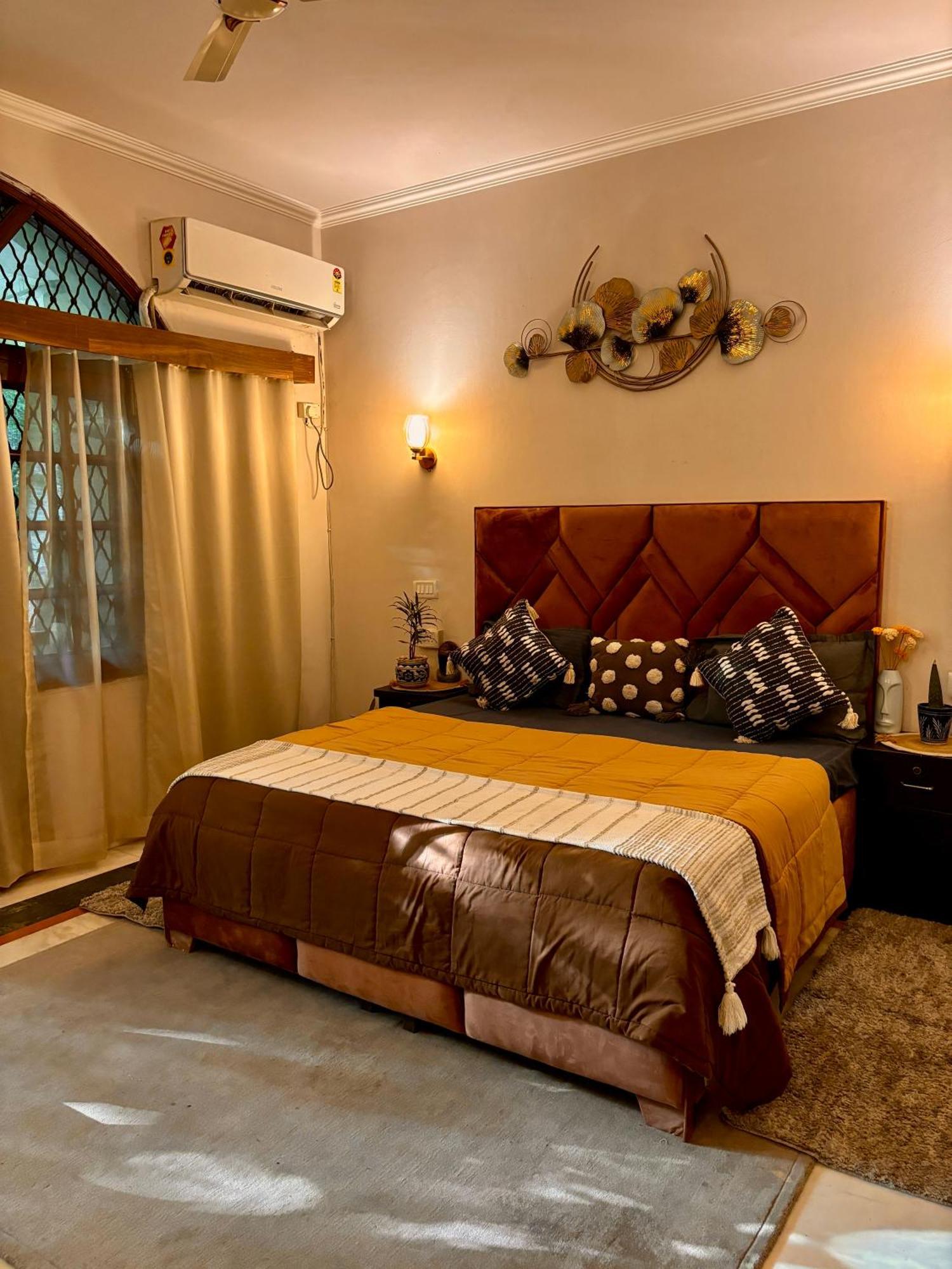 Atharva'S Homestay By Goaround Homes - Nehru Enclave Metro, South Delhi Nova Deli Exterior foto