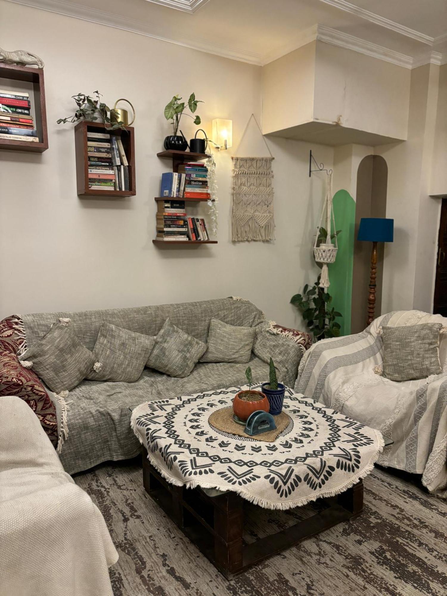 Atharva'S Homestay By Goaround Homes - Nehru Enclave Metro, South Delhi Nova Deli Exterior foto